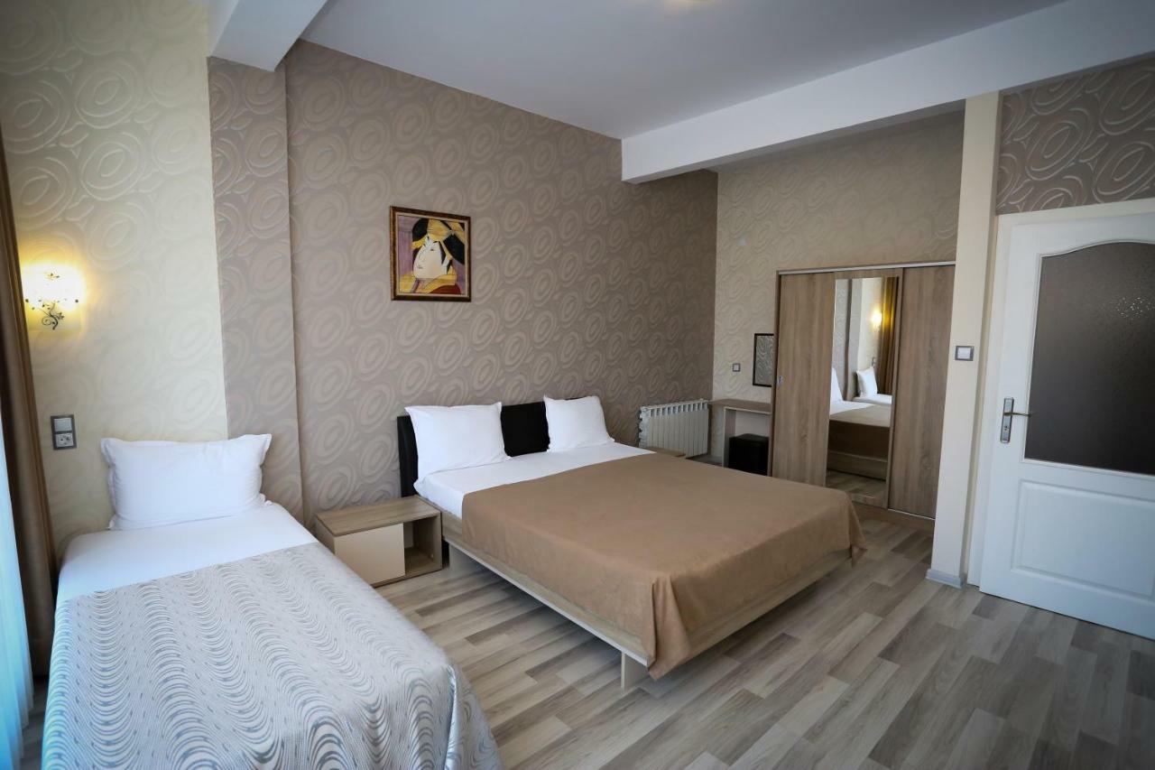 Apart Hotel Central Момчилград Екстер'єр фото
